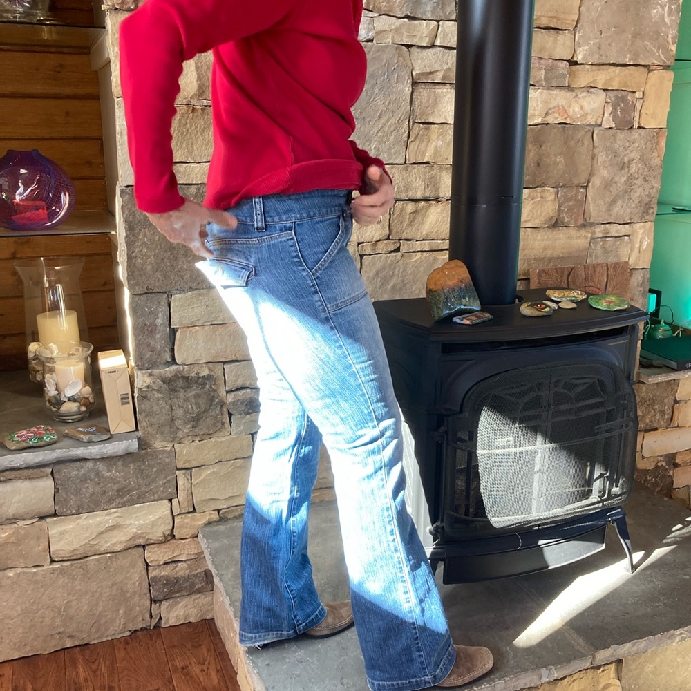 Jeans - Picture 2 of 16
